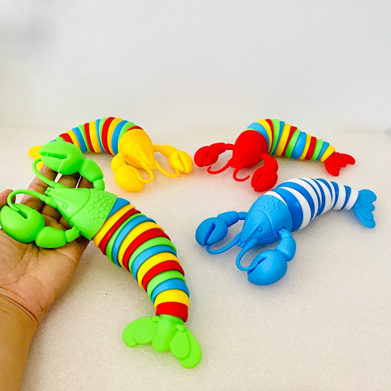 Slug Lobster Toy Flexible Articulated Lobster Sensory Toy | Fidget & Stress Relief Toy for General & Special Needs Kids | Enhances Fine Motor Skills, Focus & Calming Sensory Stimulation